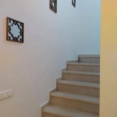 Agradable Casa Con Piscina En La Serrania. Holiday home Arriate