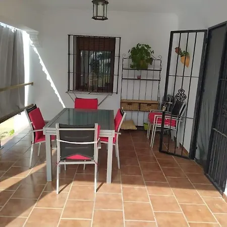 Agradable Casa Con Piscina En La Serrania. Holiday home