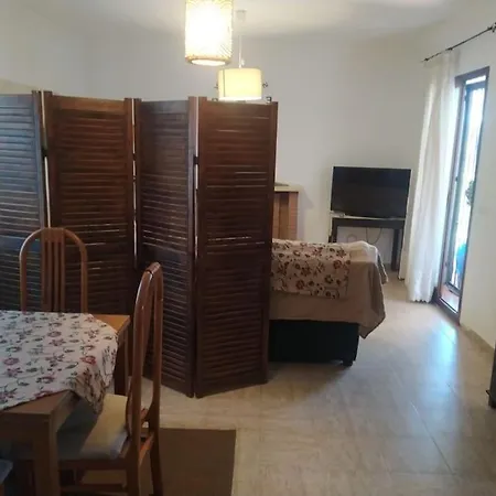Agradable Casa Con Piscina En La Serrania. Holiday home